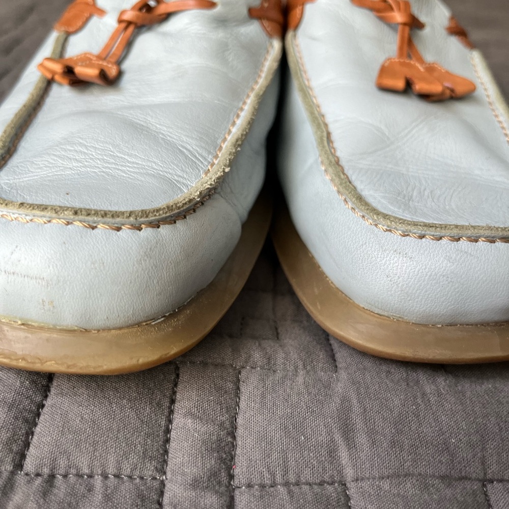 Tommy Bahamas woman’s leather mules - Picture 9 of 9